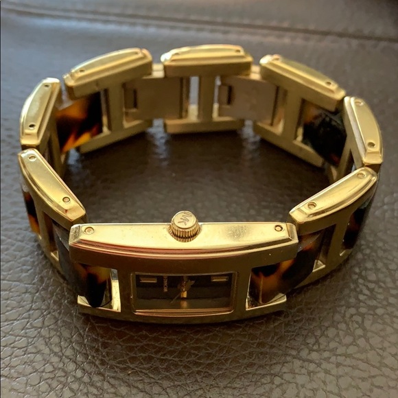 MIchael Kors Tortoise Acetate Goldtone Link Watch - Picture 2 of 5